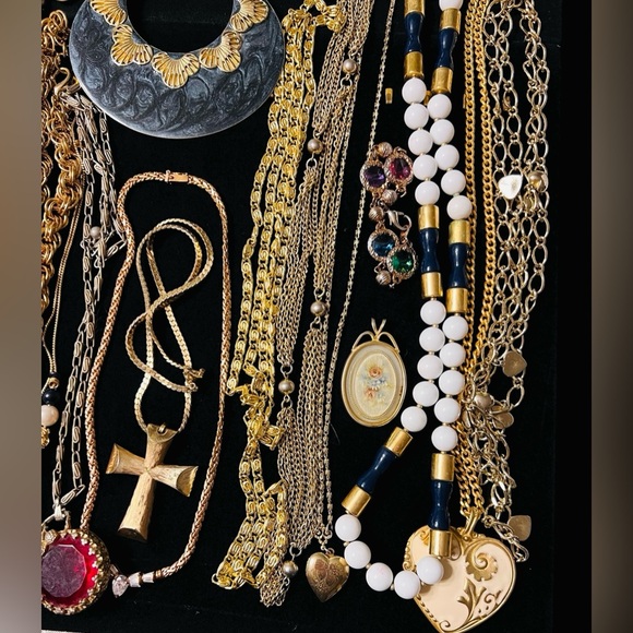 Vintage Classical Gold Tone Gold Plated Necklace & Bracelet Signed/Unsigned 42 - Picture 10 of 16